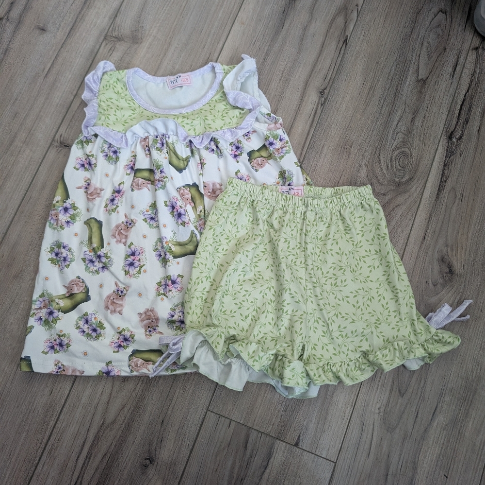 Pete & Lucy Foral and Animal Print Shirt and Shorts Set Sz 4T